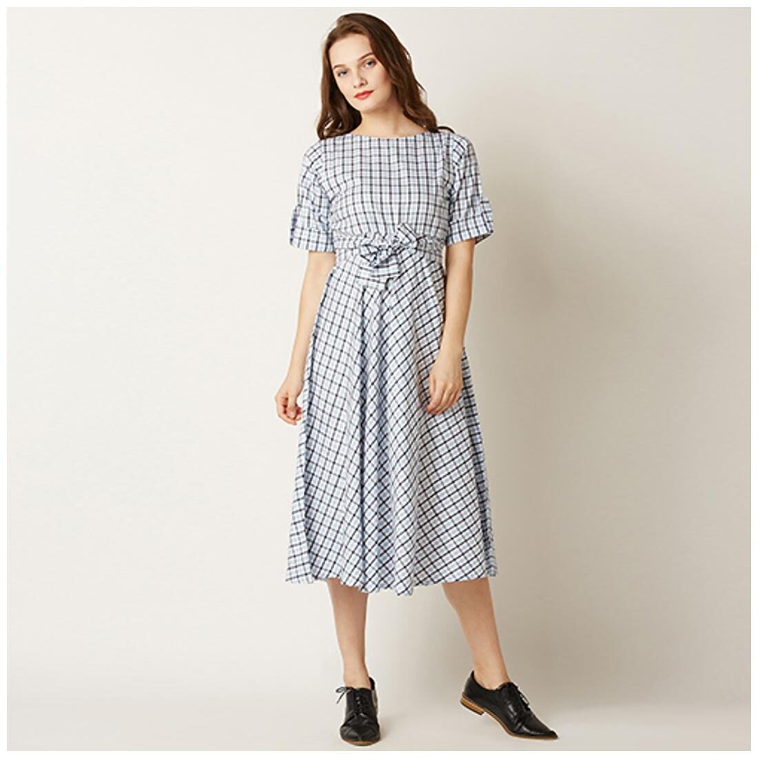 Miss Chase Women s Muticoloured Boat Neck Half Sleeve Tie-Up Midi Checkered Skater Dress
Miss Chase Women s Muticoloured Boat Neck Half Sleeve Tie-Up Midi Checkered Skater Dress