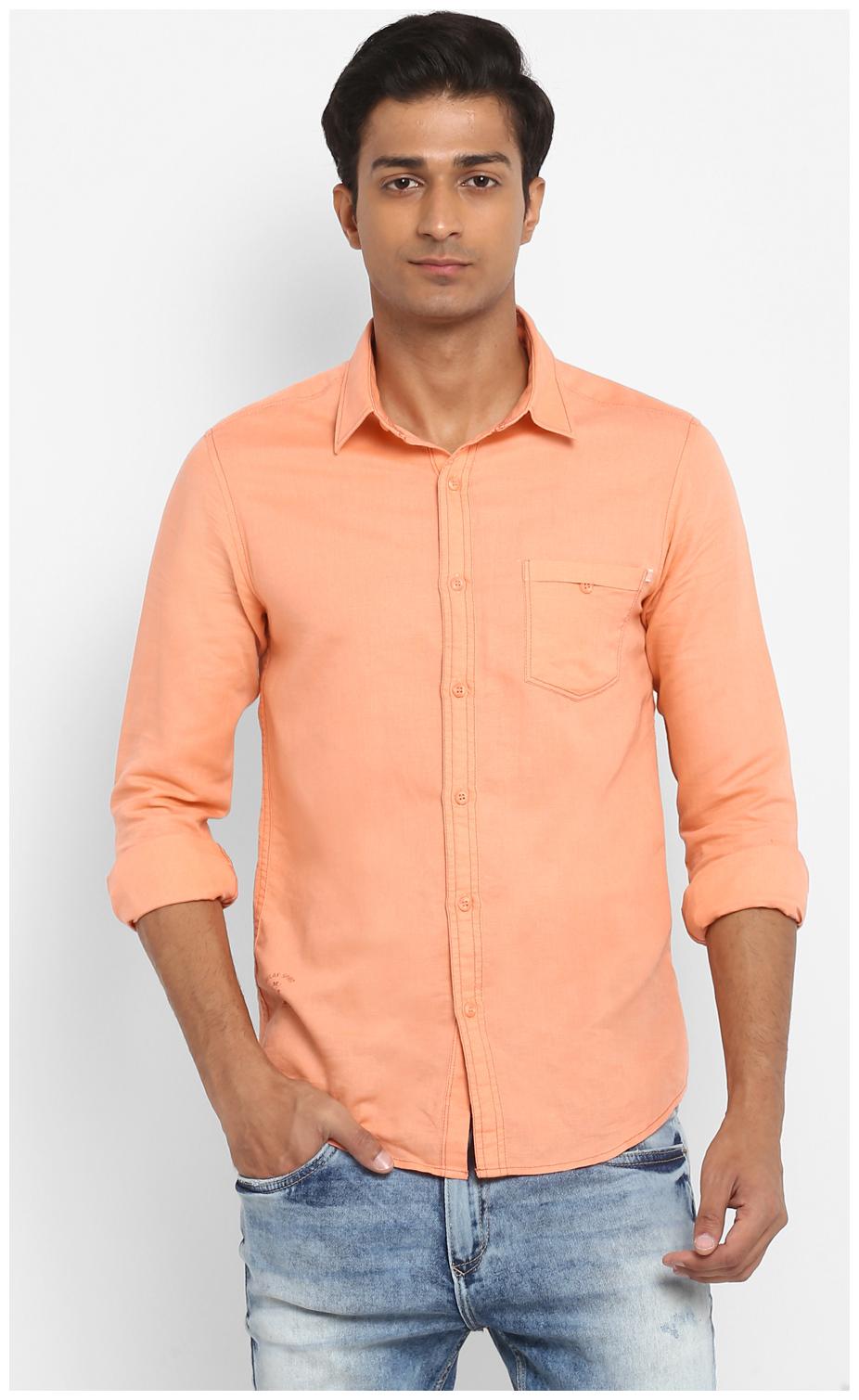 Mufti Men Pink Solid Slim Fit Casual Shirt