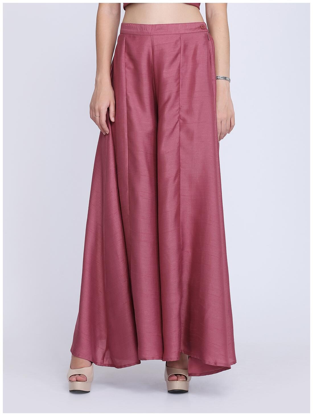 Ojjasvi Pink Solid Flared Palazzo