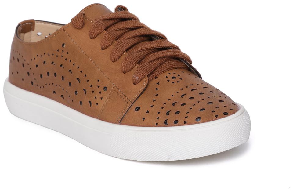 Red Pout Women Brown Sneakers 
Red Pout Women Brown Sneakers