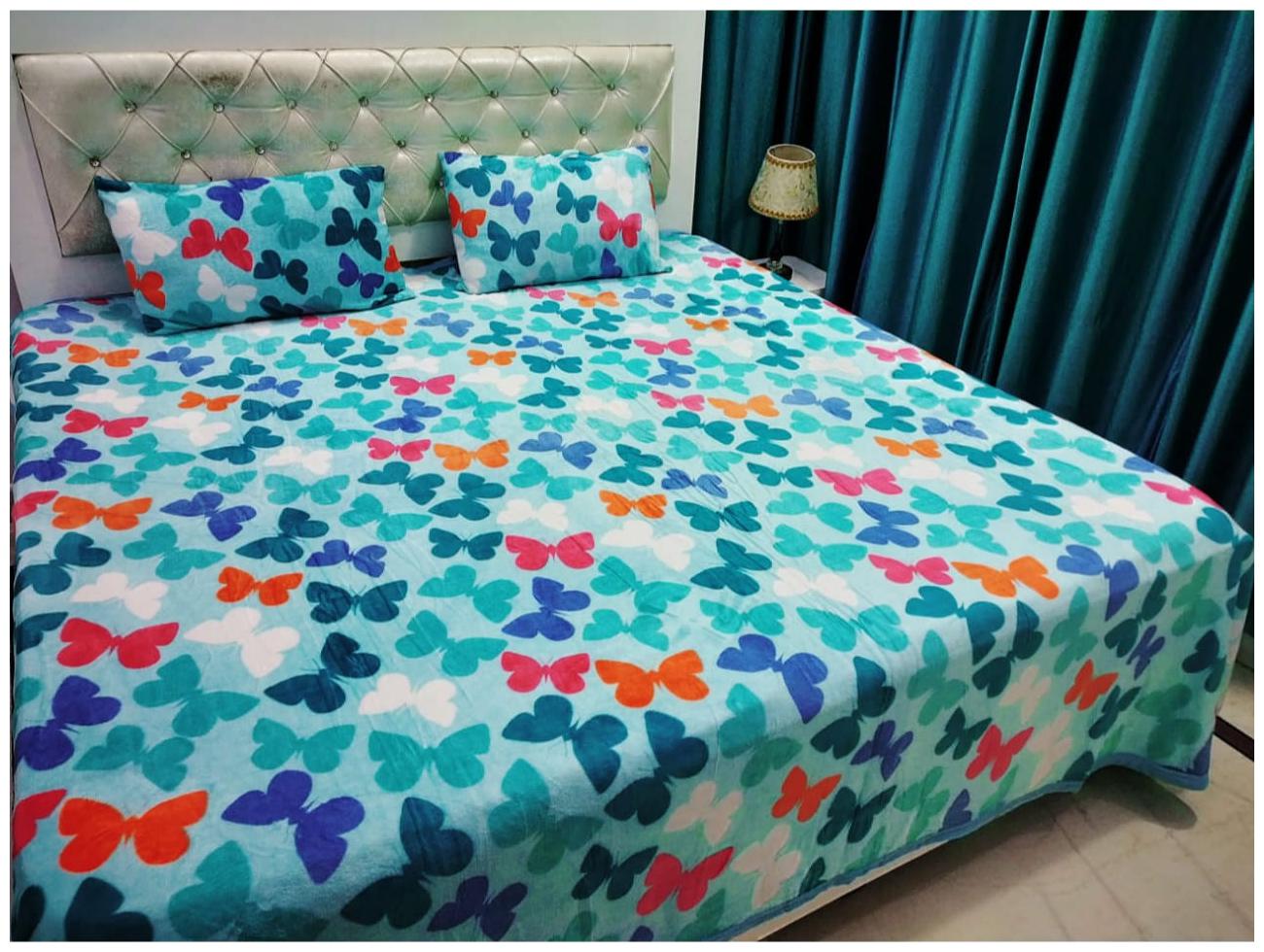 Byloom Velvet Floral Double Size Bedsheet 250 TC ( 1 Bedsheet With 2 Pillow Covers Blue )
Byloom Velvet Floral Double Size Bedsheet 250 TC ( 1 Bedsheet With 2 Pillow Covers Blue )