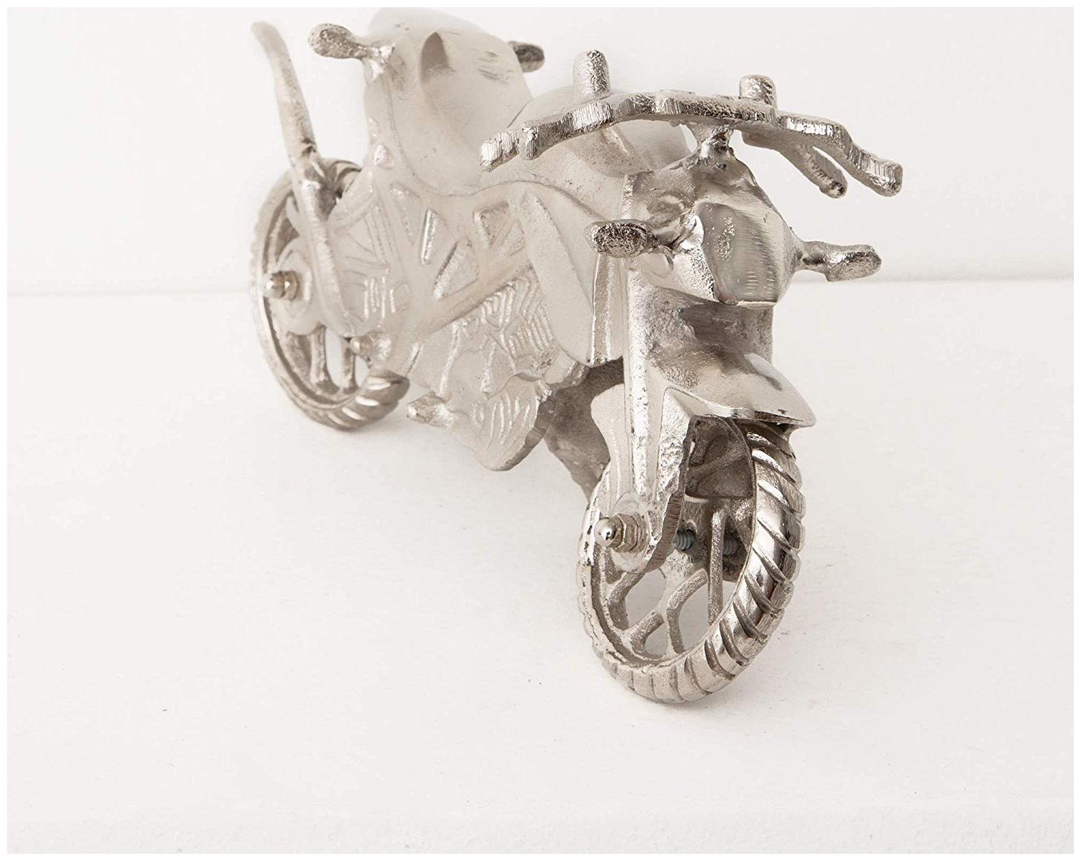 Casa Decor Flying Freddie Metal Artifact Figurines Showpiece for Living Room Drawing Room Bedroom Shelf Showcase Table Home Decor and Gift
Casa Decor Flying Freddie Metal Artifact Figurines Showpiece for Living Room Drawing Room Bedroom Shelf Showcase Table Home Decor and Gift