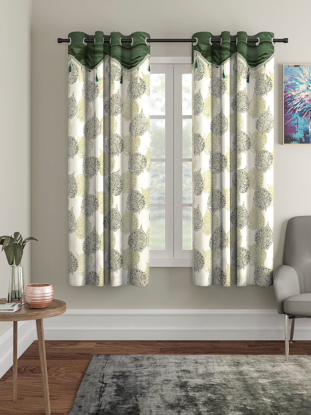 Cortina Polyester Window Blackout Green Regular Curtain ( Eyelet Closure Floral )
Cortina Polyester Window Blackout Green Regular Curtain ( Eyelet Closure Floral )