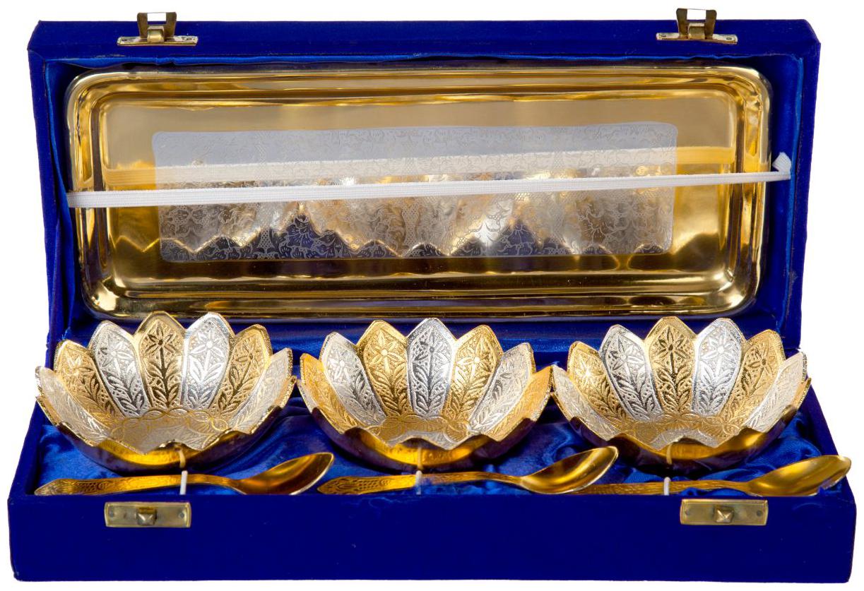 German Gold Bowl Set With Embossed Tray And 2 Spoon 300 ml Each Bowl Full Brass With Golden Box (Set of 7 Pieces)
German Gold Bowl Set With Embossed Tray And 2 Spoon 300 ml Each Bowl Full Brass With Golden Box (Set of 7 Pieces)
