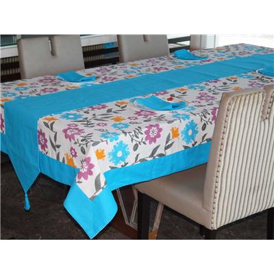 Lushomes Flower Printed 8 Seater Table Linen Set 
Lushomes Flower Printed 8 Seater Table Linen Set