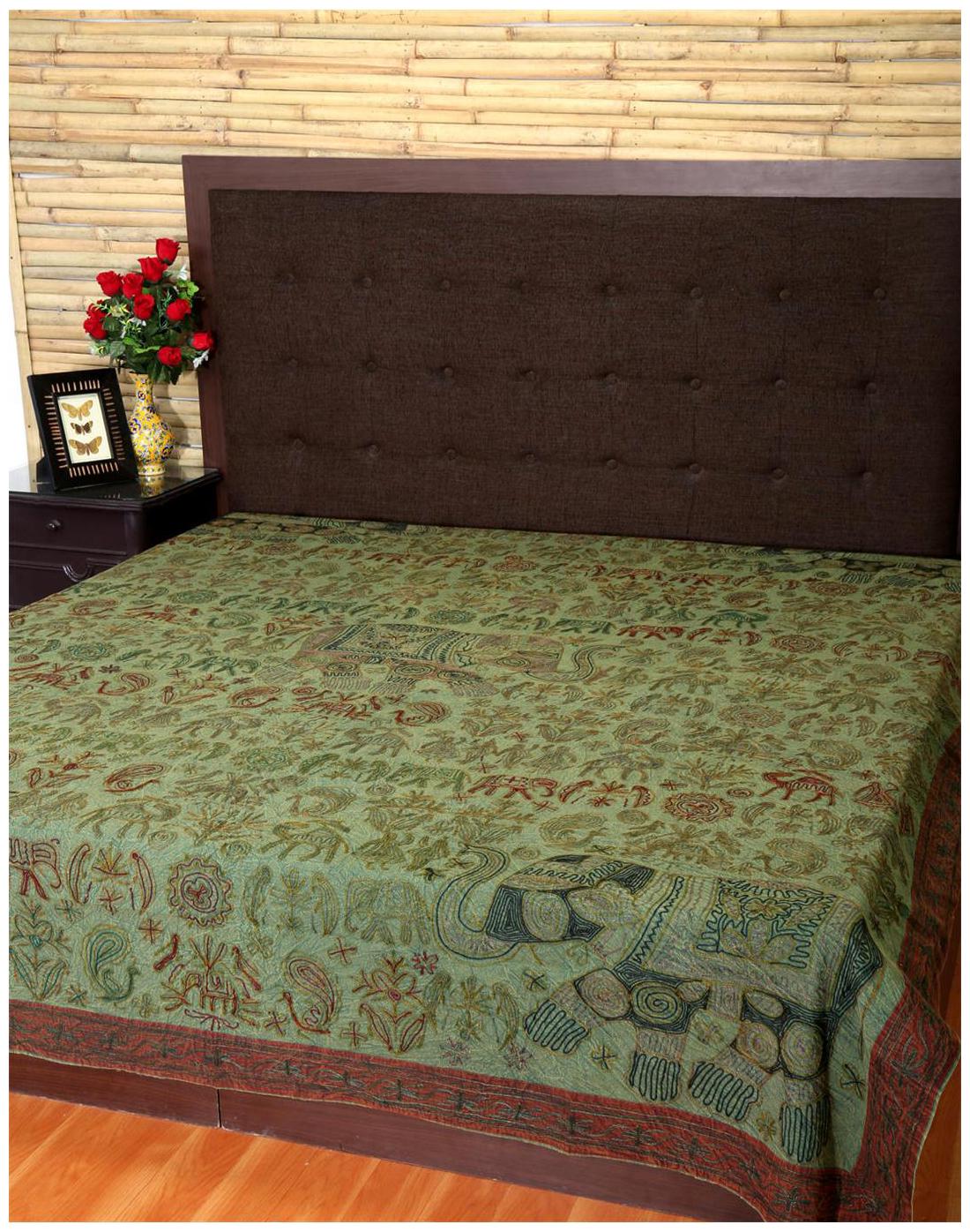 Rajrang Cotton Printed Double Size Bedsheet 104 TC ( 1 Bedsheet With 2 Pillow Covers Green )
Rajrang Cotton Printed Double Size Bedsheet 104 TC ( 1 Bedsheet With 2 Pillow Covers Green )