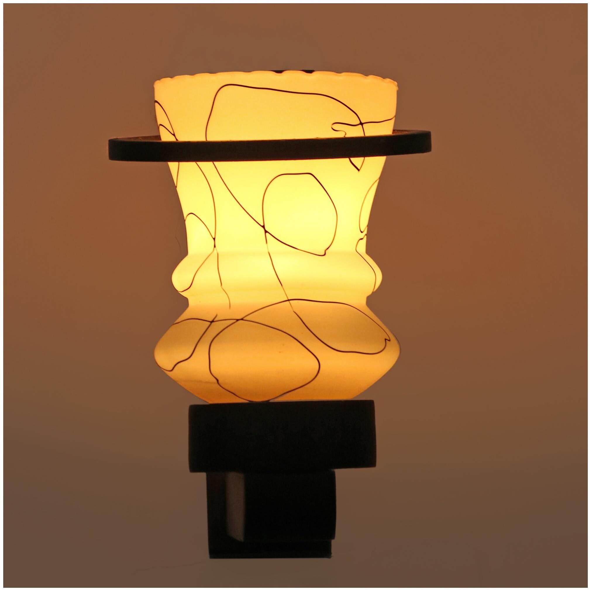 Somil New Somil Designer Hand Decorative Colorful Glass Wall Lamp Light With Stylish Wooden Fitting Somil New-eL50
Somil New Somil Designer Hand Decorative Colorful Glass Wall Lamp Light With Stylish Wooden Fitting Somil New-eL50