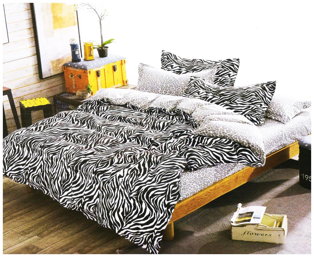 Welhouse India Cotton Abstract Double Size Bedsheet 180 TC ( 1 Bedsheet With 2 Pillow Covers Black )
Welhouse India Cotton Abstract Double Size Bedsheet 180 TC ( 1 Bedsheet With 2 Pillow Covers Black )