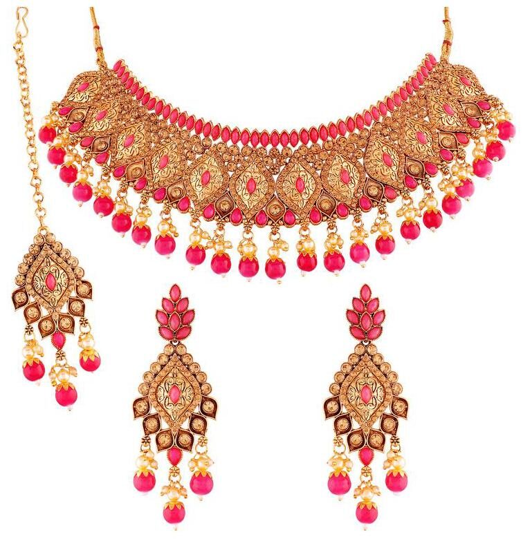 Etnico Gold Plated Stone Studded Pearl Traditional Choker Necklace Set with Earrings Maang Tikka for Women
Etnico Gold Plated Stone Studded Pearl Traditional Choker Necklace Set with Earrings Maang Tikka for Women