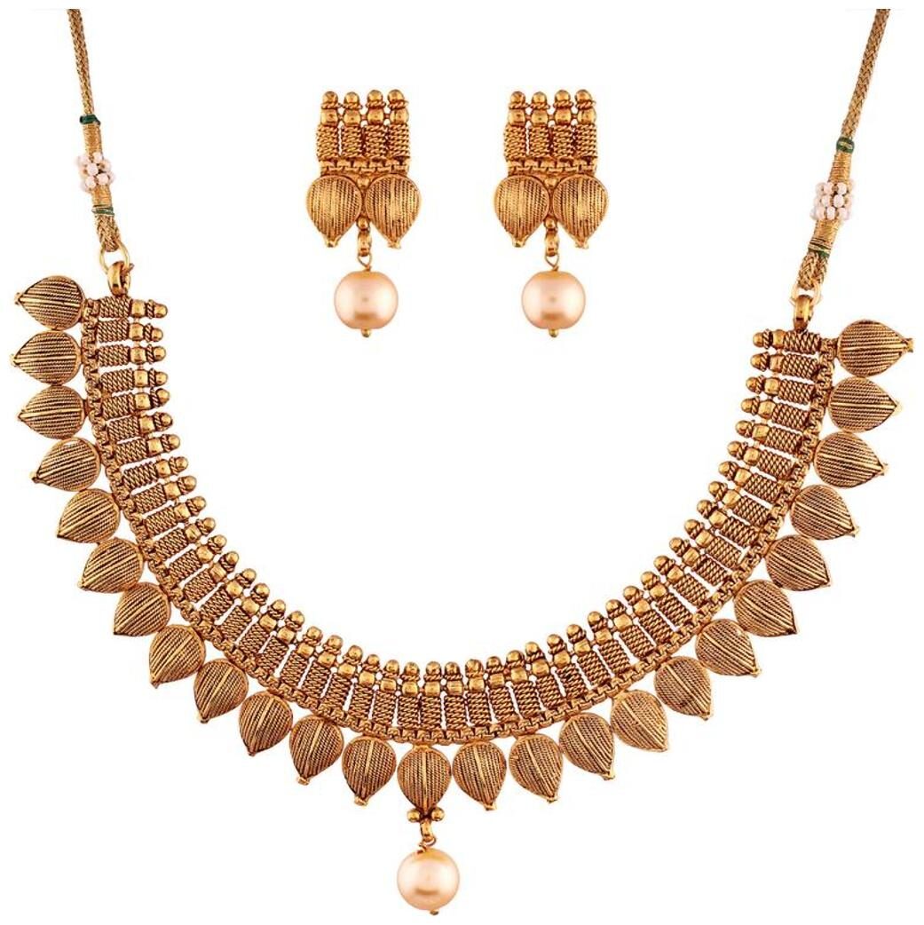 Etnico Traditional Gold Plated Copper Choker Pearl Necklace Set with Earrings For Women
Etnico Traditional Gold Plated Copper Choker Pearl Necklace Set with Earrings For Women