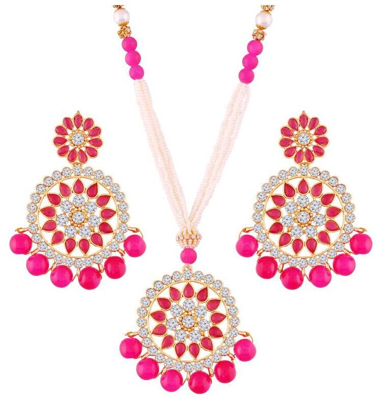 Etnico Traditional Gold Plated Kundan Pearl Necklace and Earrings Set For Women
Etnico Traditional Gold Plated Kundan Pearl Necklace and Earrings Set For Women