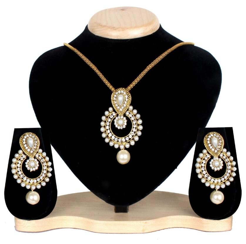 Lady Touch American Diamond Gold Plated Ramleela Pearl Pendant Set for Girls And Women
Lady Touch American Diamond Gold Plated Ramleela Pearl Pendant Set for Girls And Women