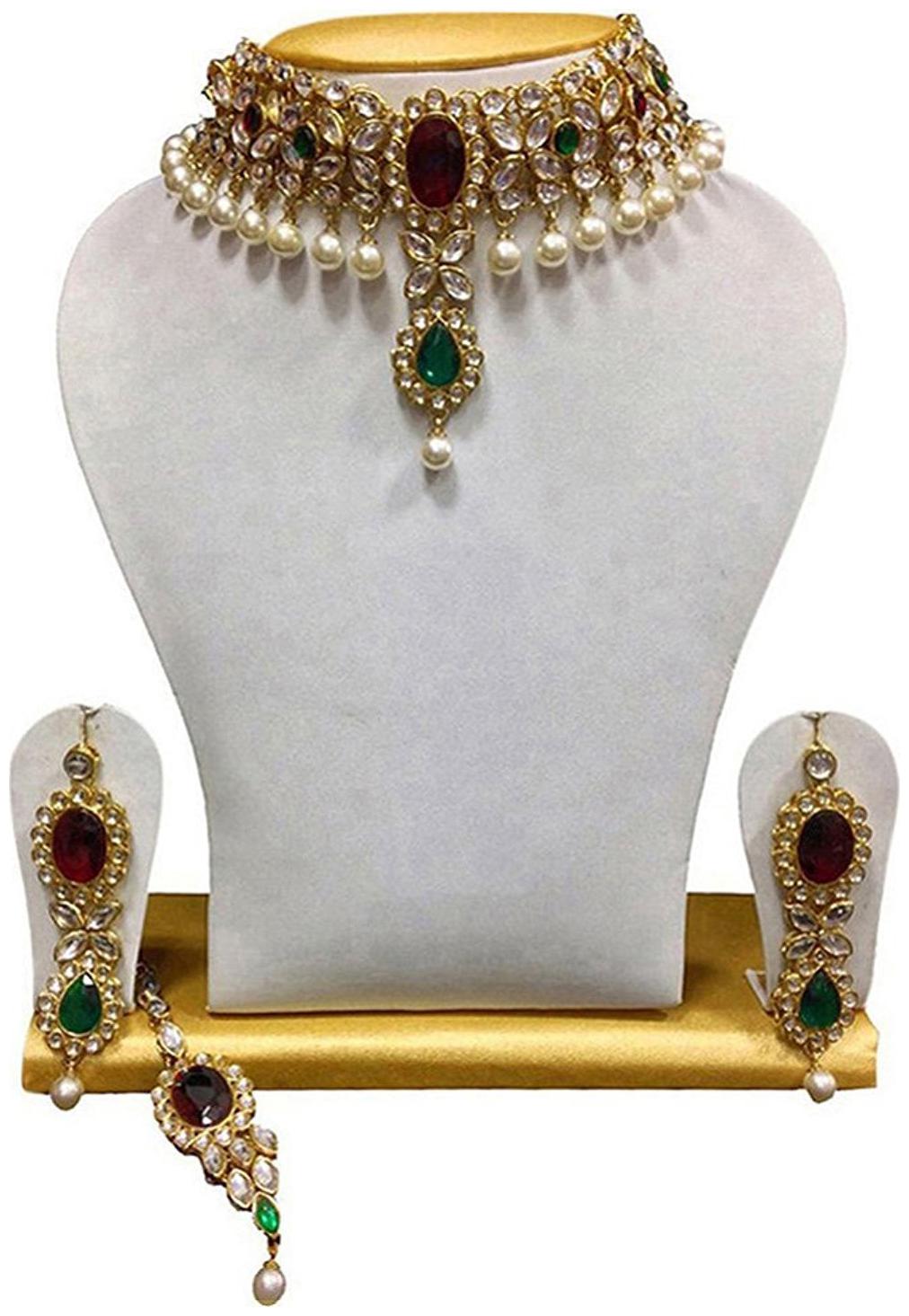 Shining Diva Kundan Pearls Choker Traditional Jewellery Set Necklace Set with Maang Tikka and Earrings for Women Girls
Shining Diva Kundan Pearls Choker Traditional Jewellery Set Necklace Set with Maang Tikka and Earrings for Women Girls
