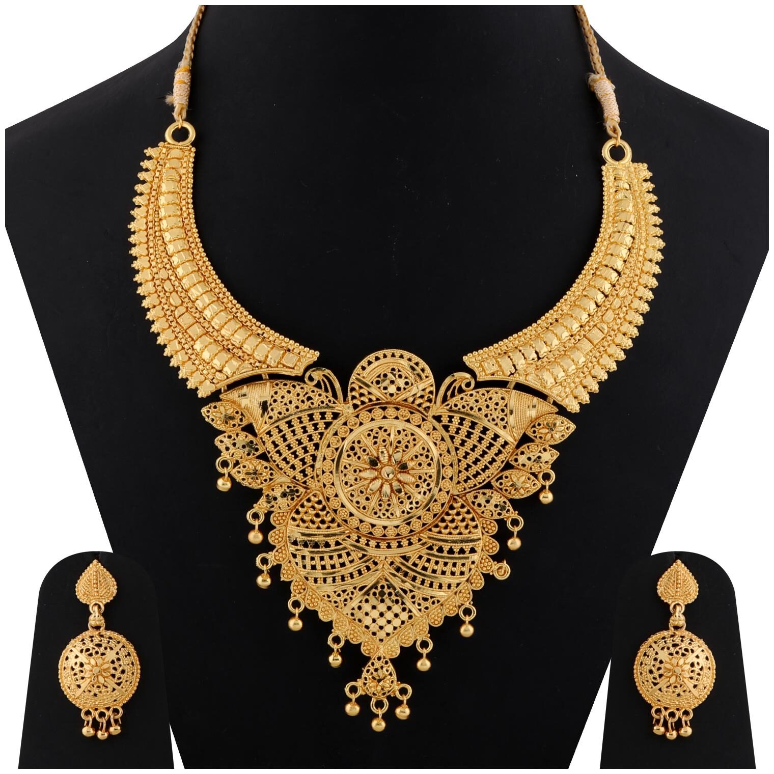 SILVER SHINE Gold Plated Designer Adjustable Traditional Wedding Jewellery Set For women girl
SILVER SHINE Gold Plated Designer Adjustable Traditional Wedding Jewellery Set For women girl
