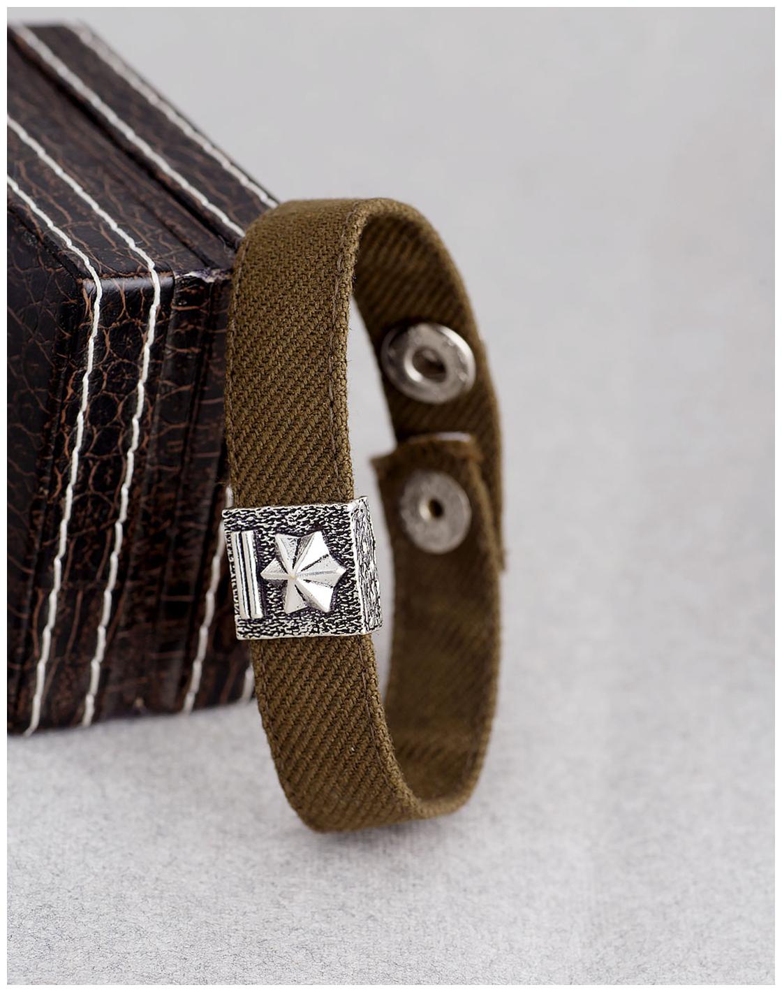 Voylla Oxidized Silver Squad Bracelet
Voylla Oxidized Silver Squad Bracelet