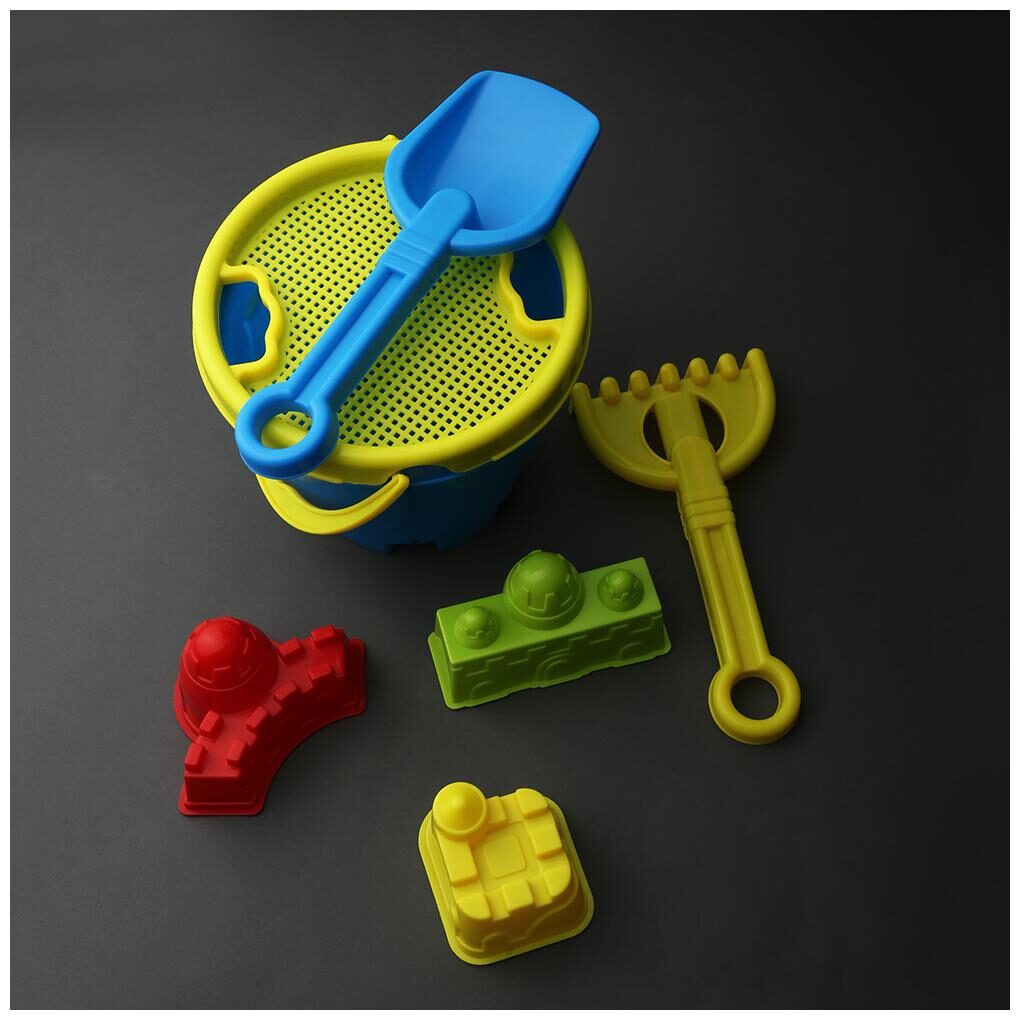 Dennmarks Beach Pails Sand Buckets and Sand Shovels Set for Kids Beach and Sand Toys at the beach Use for Sand Molds at the Sandbox
Dennmarks Beach Pails Sand Buckets and Sand Shovels Set for Kids Beach and Sand Toys at the beach Use for Sand Molds at the Sandbox