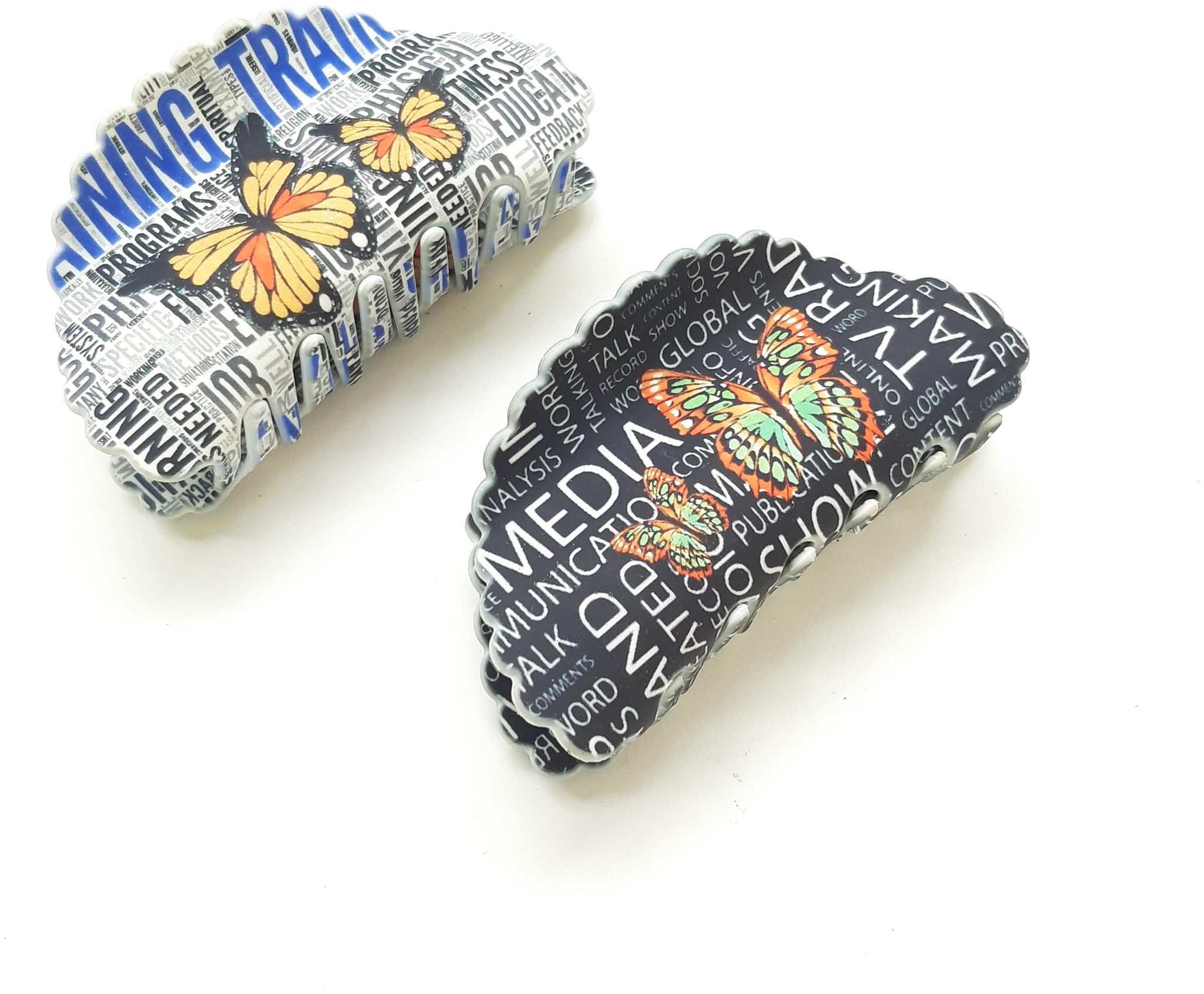 

BIRDWARE Plastic Multi Digital Print Hair Claw For Women