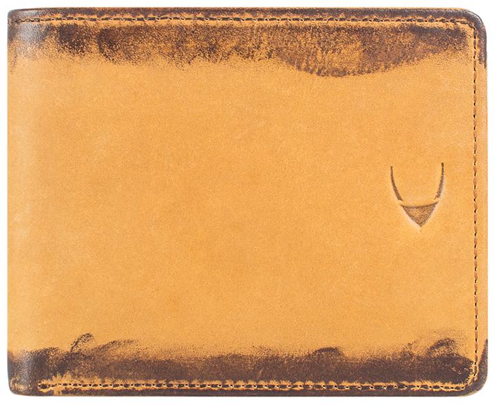 

Hidesign Men Tan Leather Bi-Fold Wallet ( Pack of 1 )