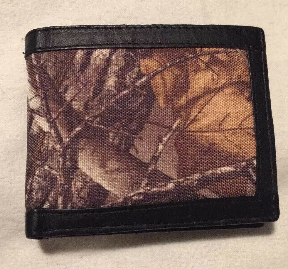 

Men s Camo Realtree Canvas And 100 Genuine Leather Black Brown Bifold ID Wallet