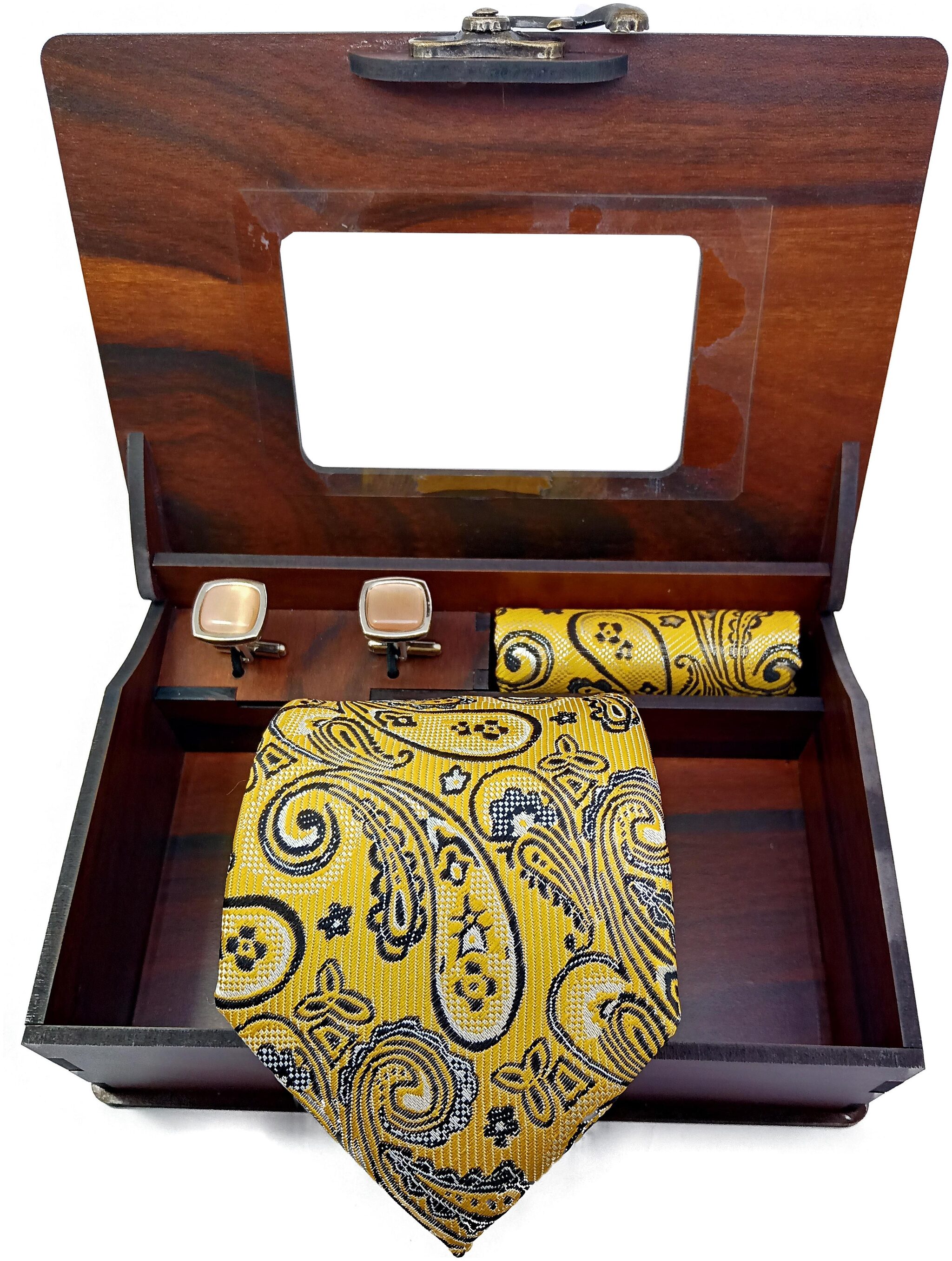 

Ollera Men Accessories Gift Set