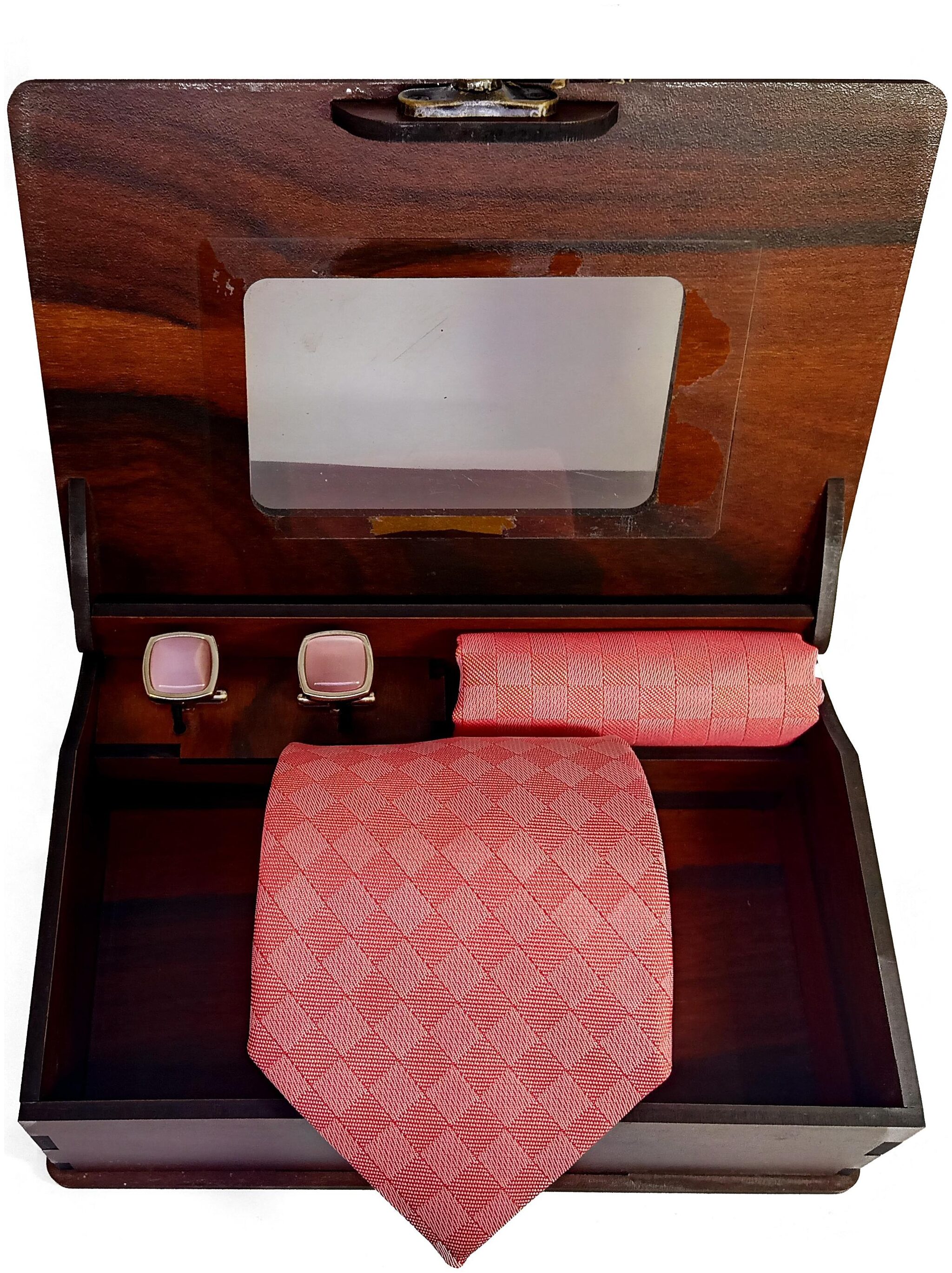 

Ollera Men Accessories Gift Set