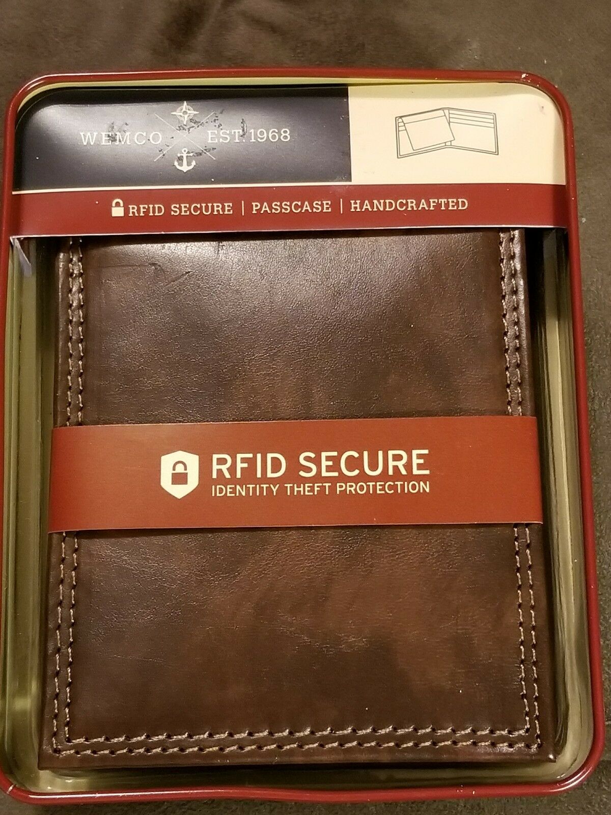 

Wemco Brown Passcase Wallet 7 card 1 bill slot NEW RFID Secure