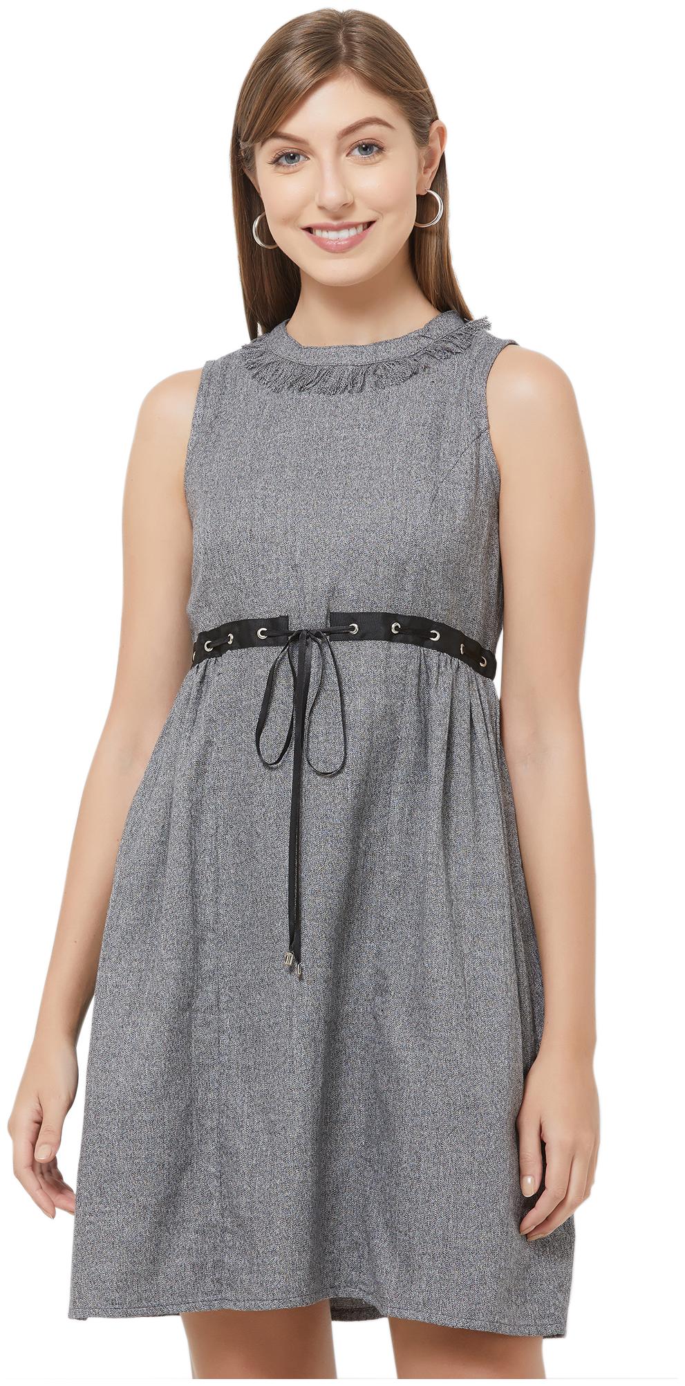 

109 F Grey Solid A-line dress