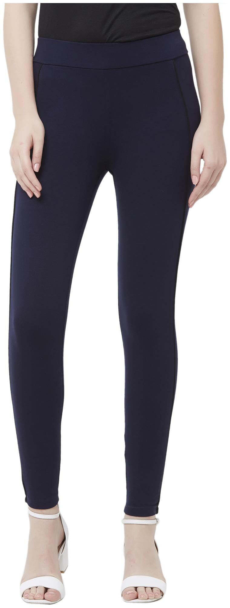 

109 F Women Blue Straight fit Jegging