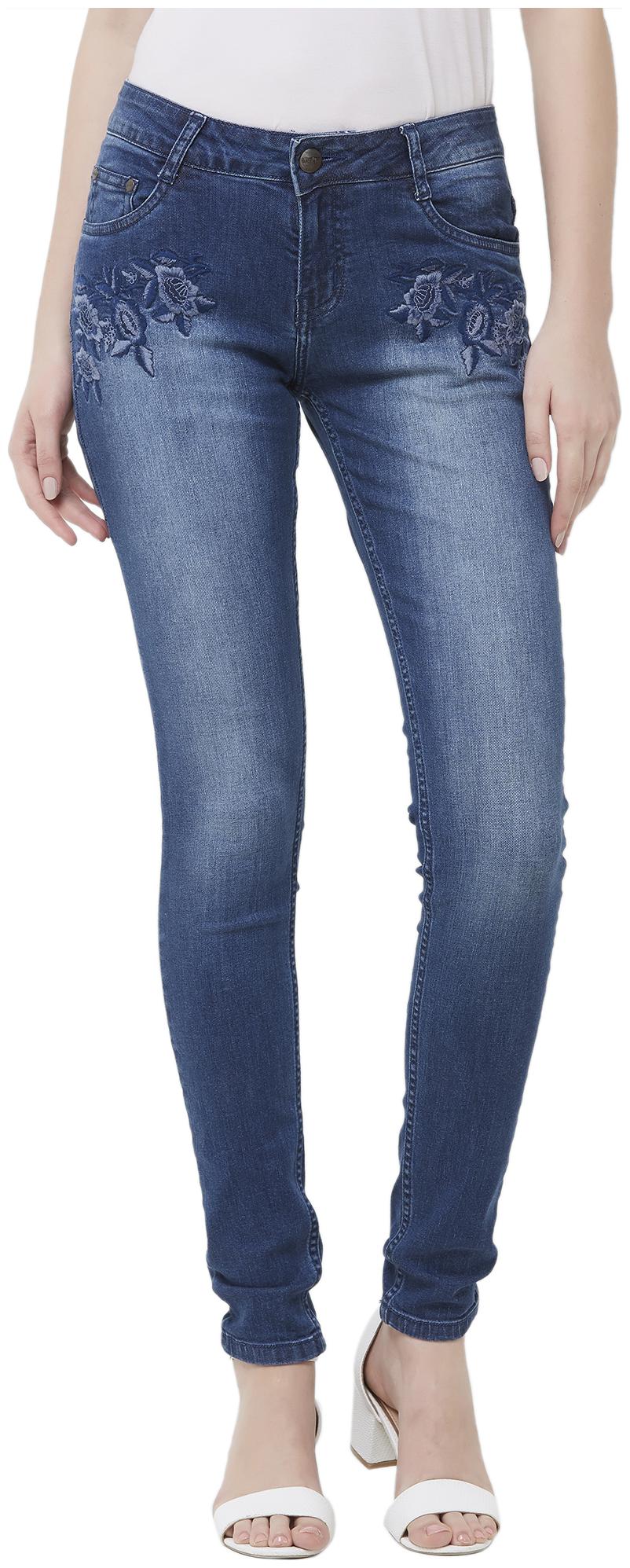 

109 F Women Blue Straight fit Jeans
