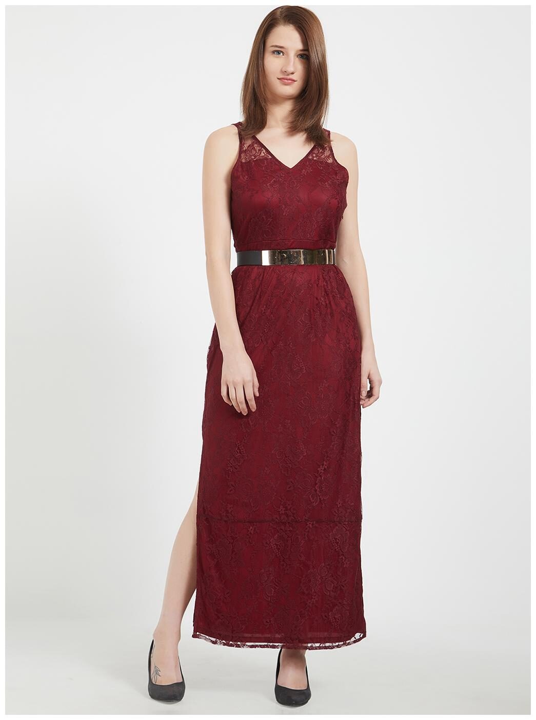 

109 F Maroon Solid Maxi dress