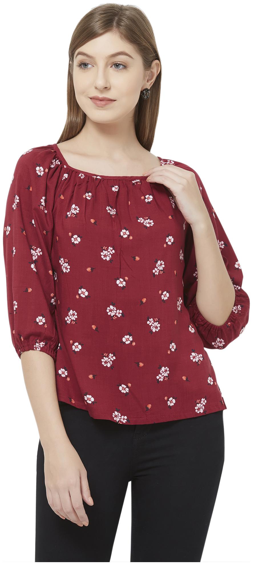 

109 F Women Printed Regular top - Red