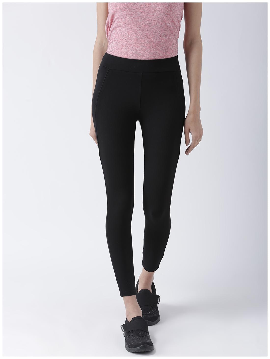 

109F Women Black Slim fit Jegging