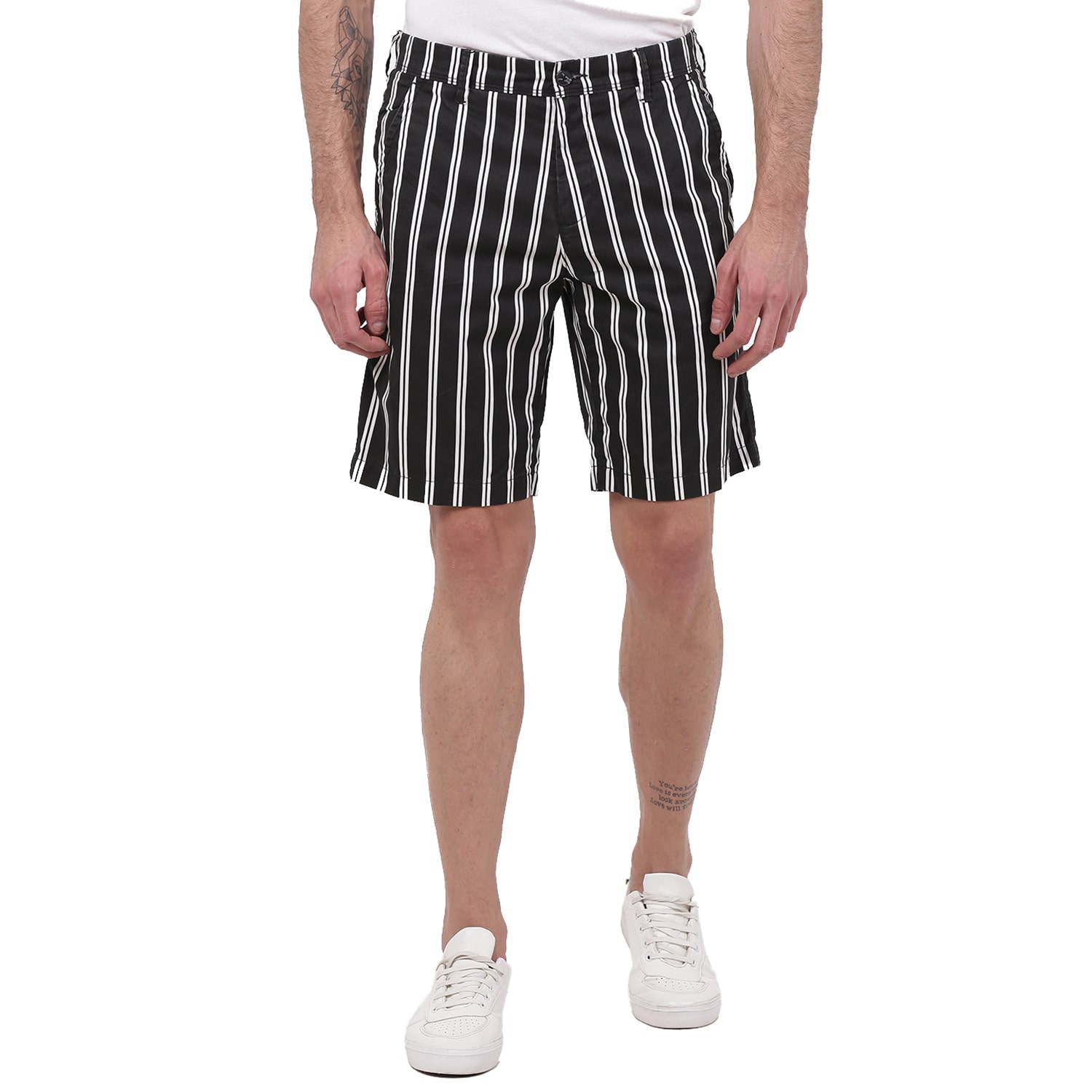 

2BMe Men Black White Slim Fit Regular Shorts