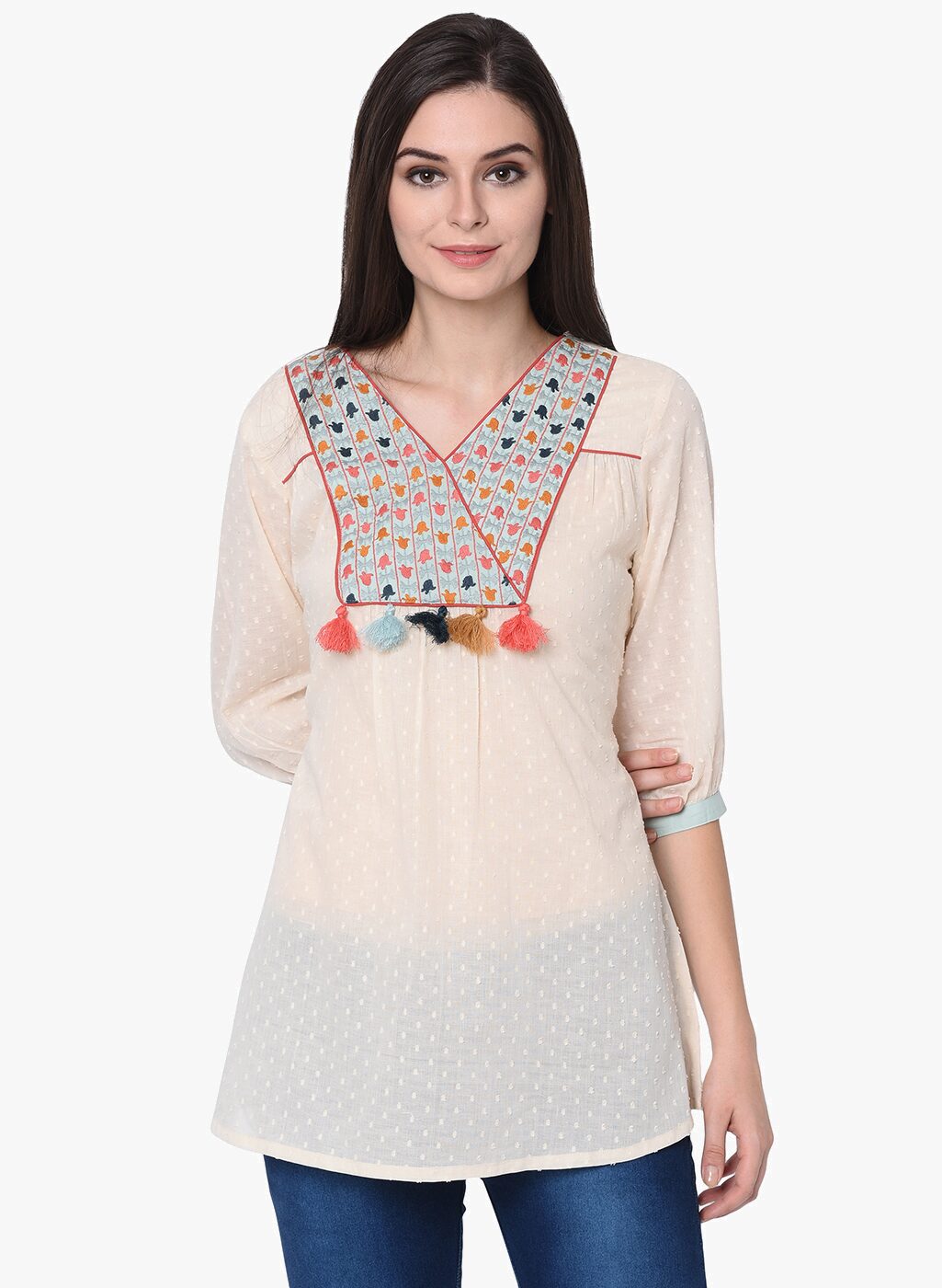 

2BMe Women White Embroidered Regular Kurti