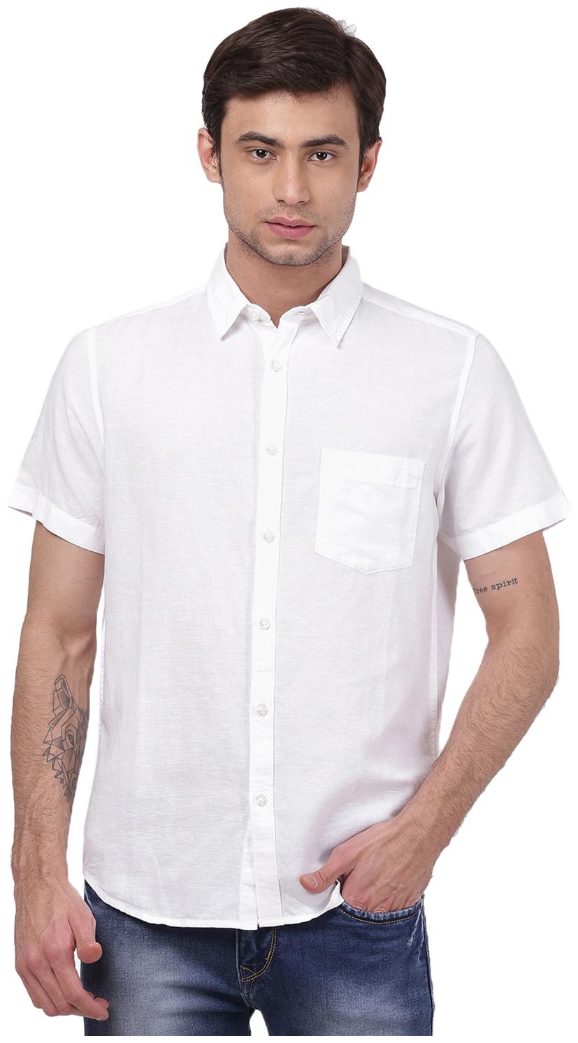 

2BMe Men White Solid Regular Fit Casual Shirt