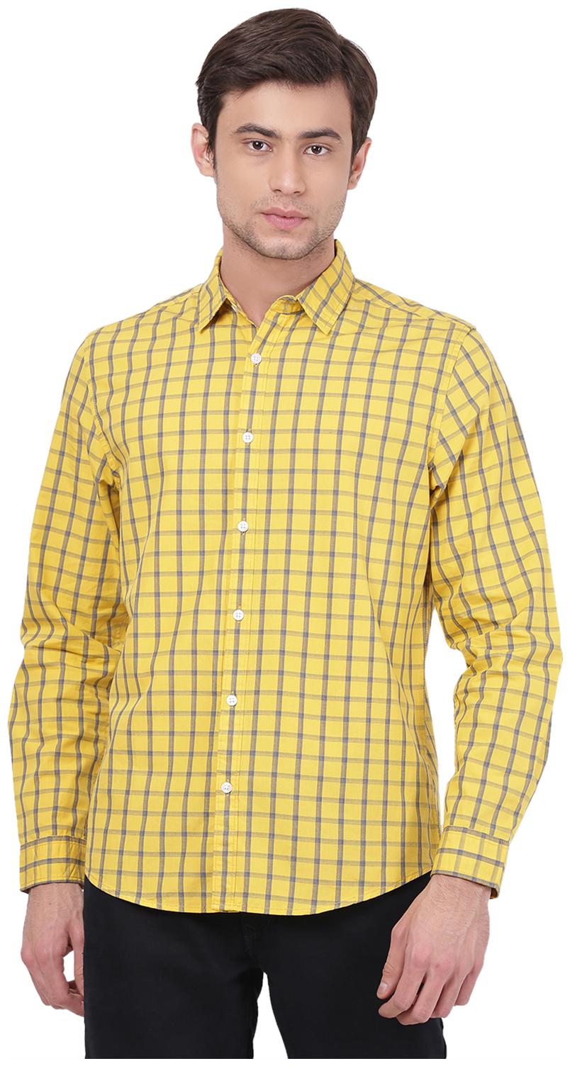 

2BMe Men Yellow Checked Slim Fit Casual Shirt