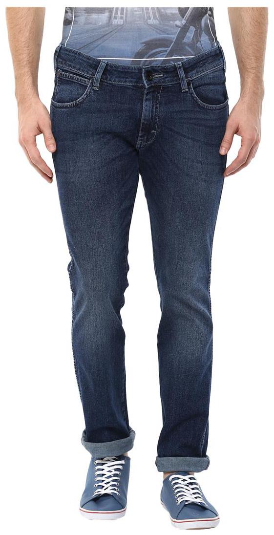 

Wrangler Men Blue Slim Fit Jeans