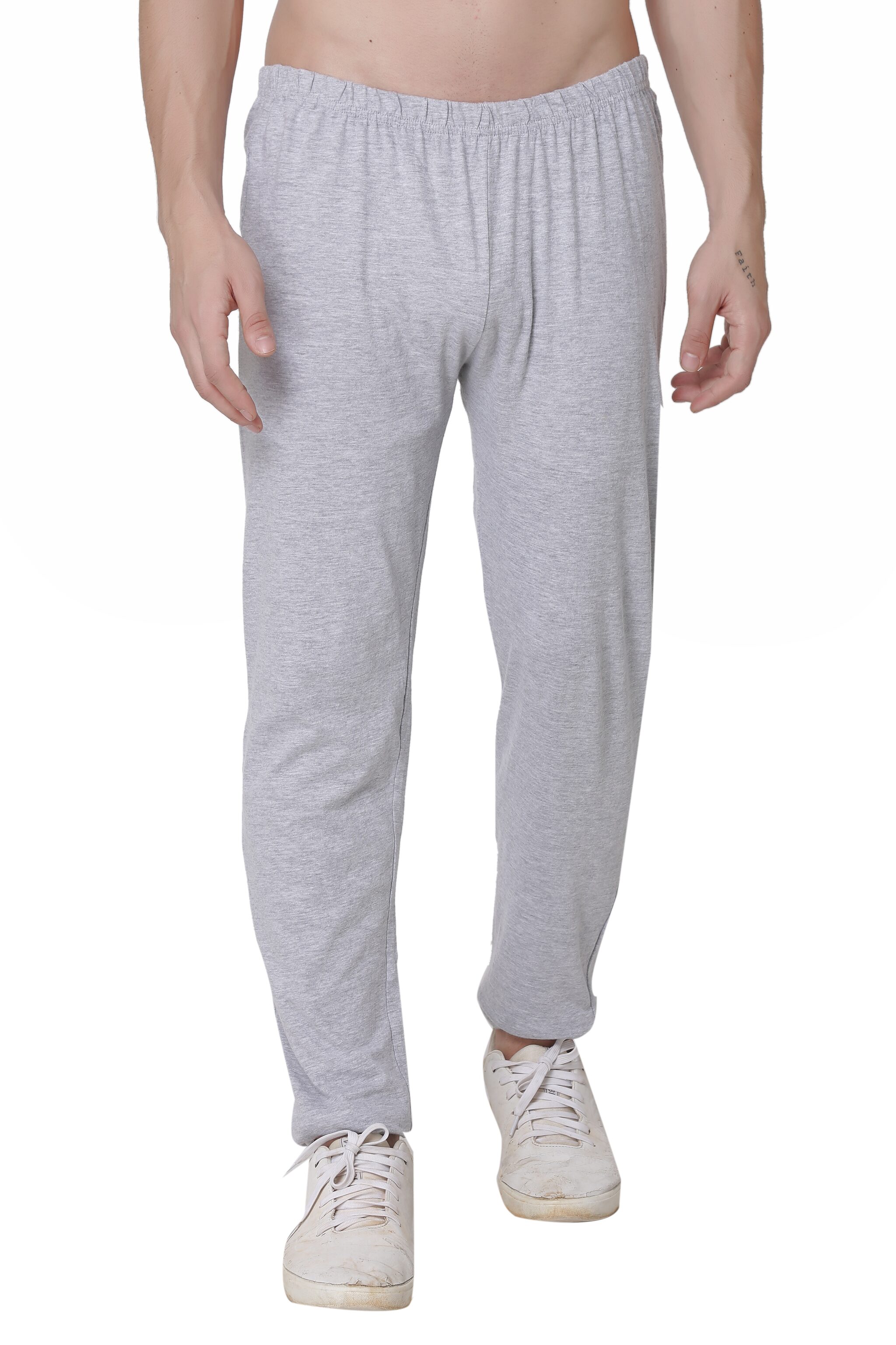 

92ELMNTS Men Grey Solid Regular fit Track pants