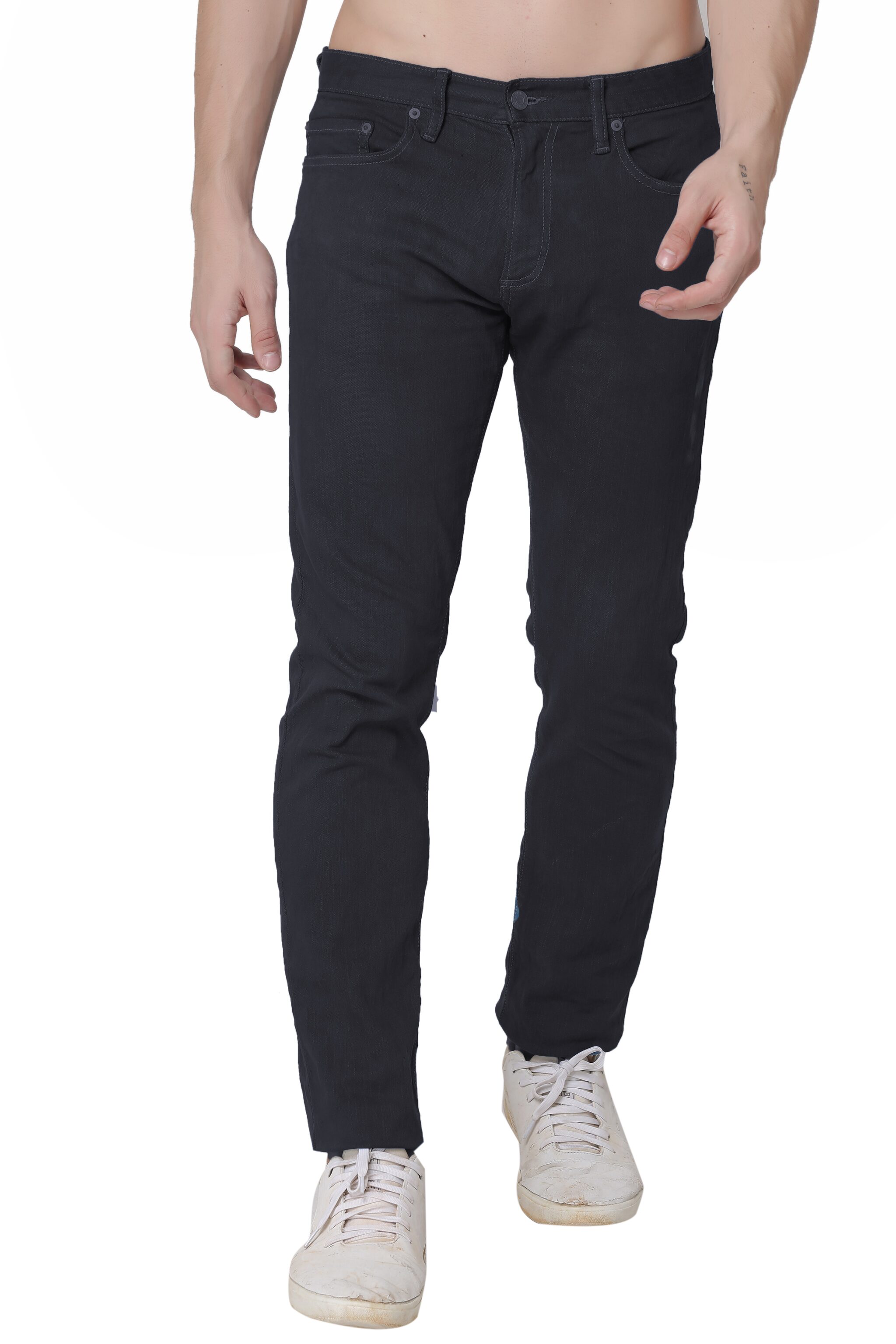 

92ELMNTS Men Black Regular Fit Jeans