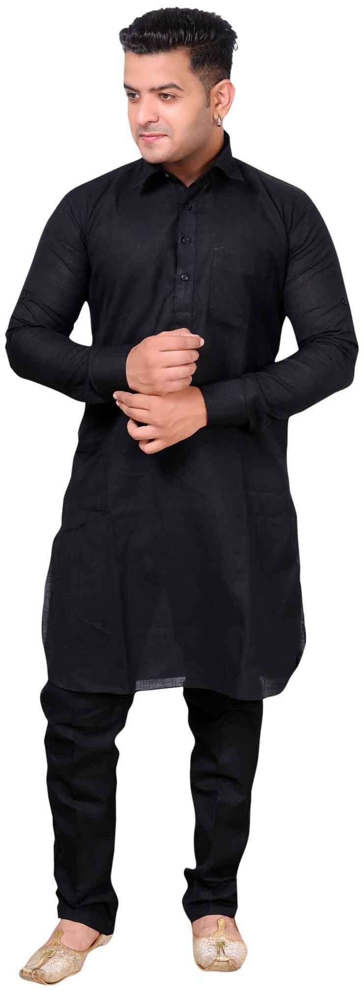 

A ForeAN Black Solid Kurta and Pyjamas