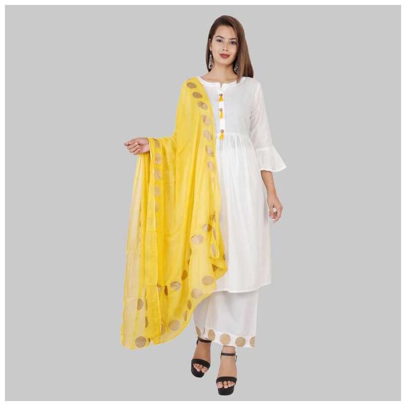 

Aakarshan Women White Solid Anarkali Kurta With Palazzo