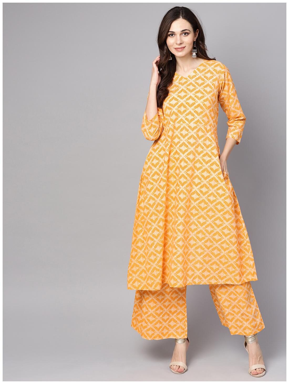 

AASI- HOUSE OF NAYO Women Orange Geometric Straight Kurta With Palazzo