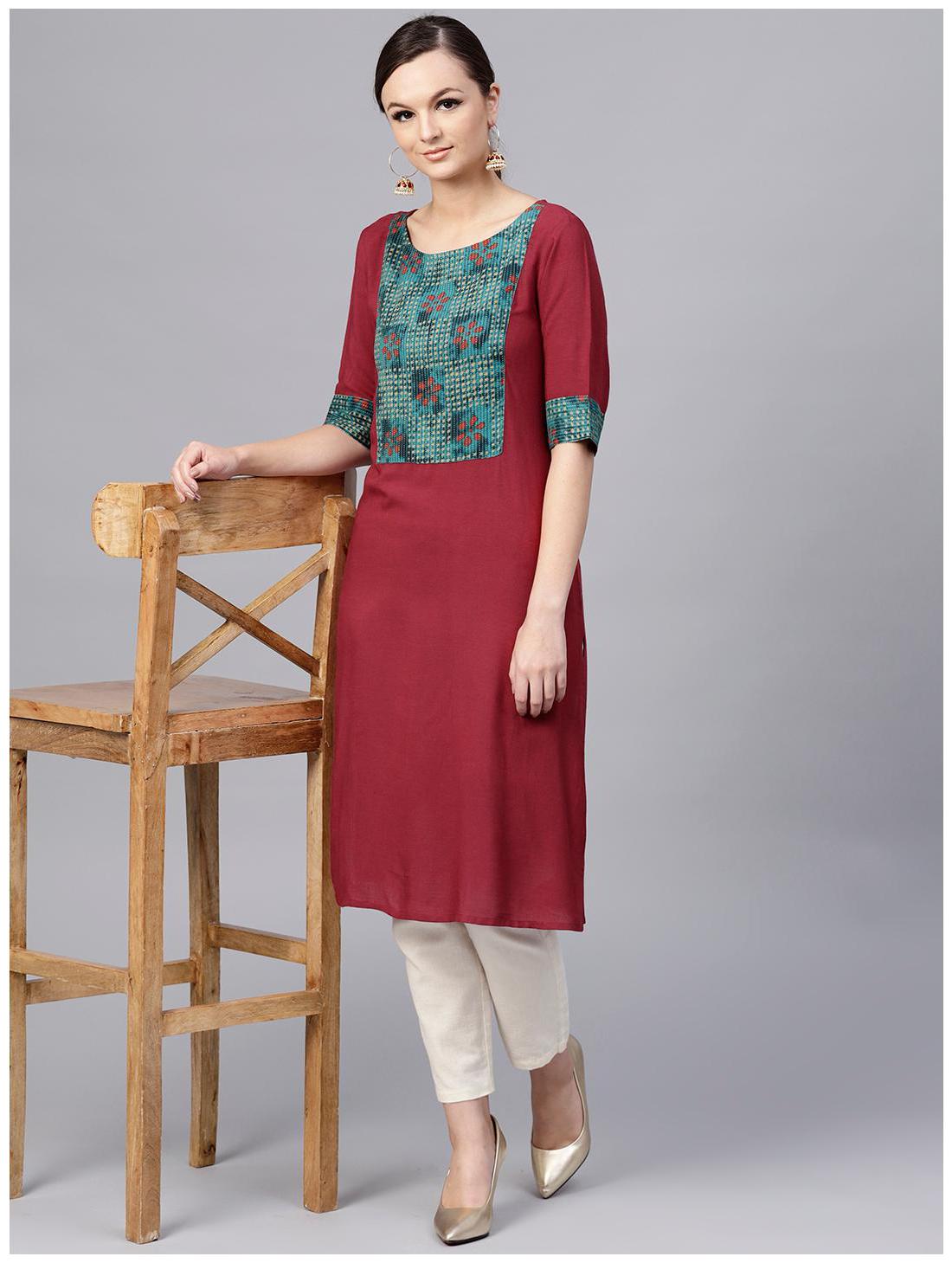 

AASI- HOUSE OF NAYO Women Red Printed Straight Kurta