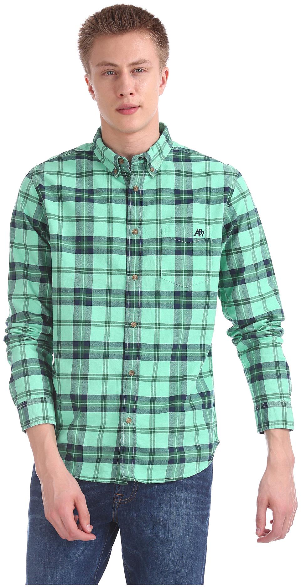 

Aeropostale Men Green Checked Regular Fit Casual Shirt