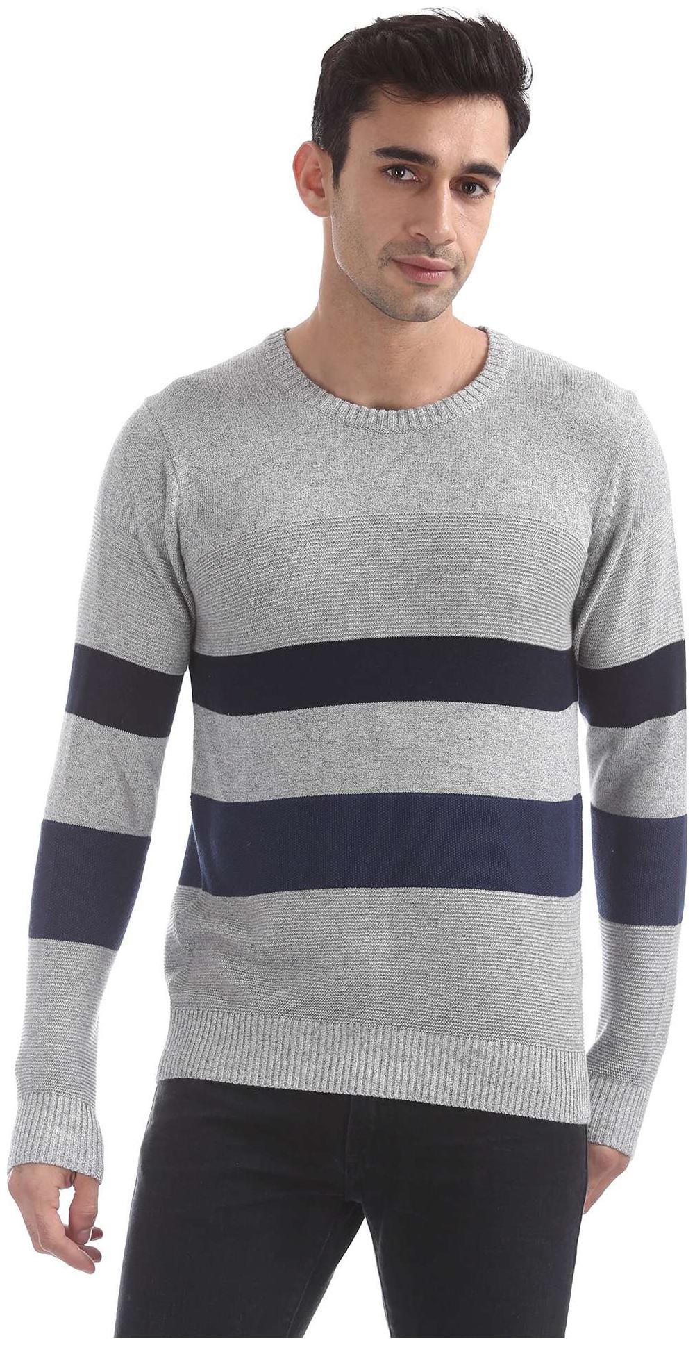 

Aeropostale Men Grey Round neck Pullover