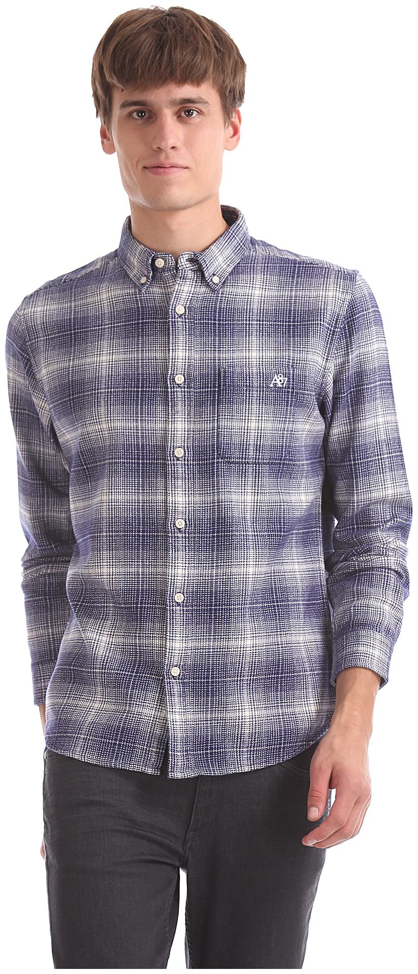 

Aeropostale Men White Blue Checked Regular Fit Casual Shirt