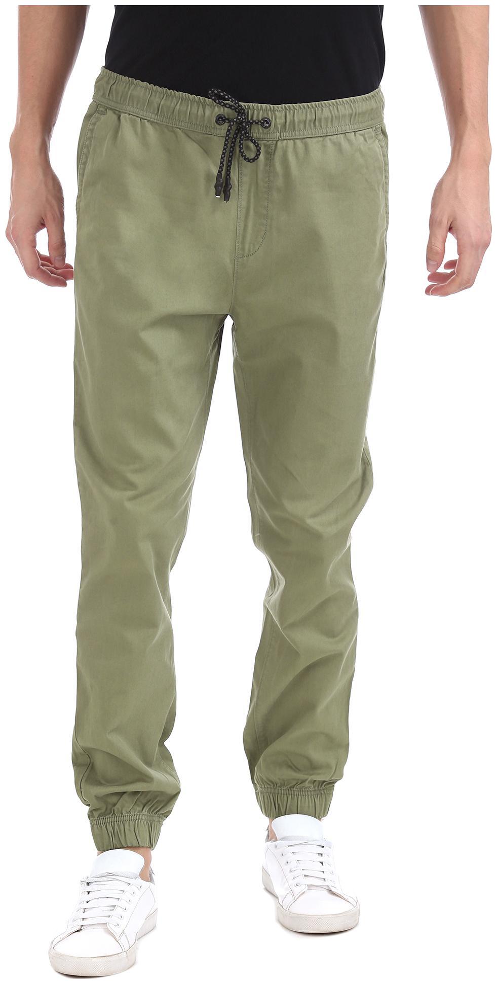 

Aeropostale Regular Fit Camo Trousers