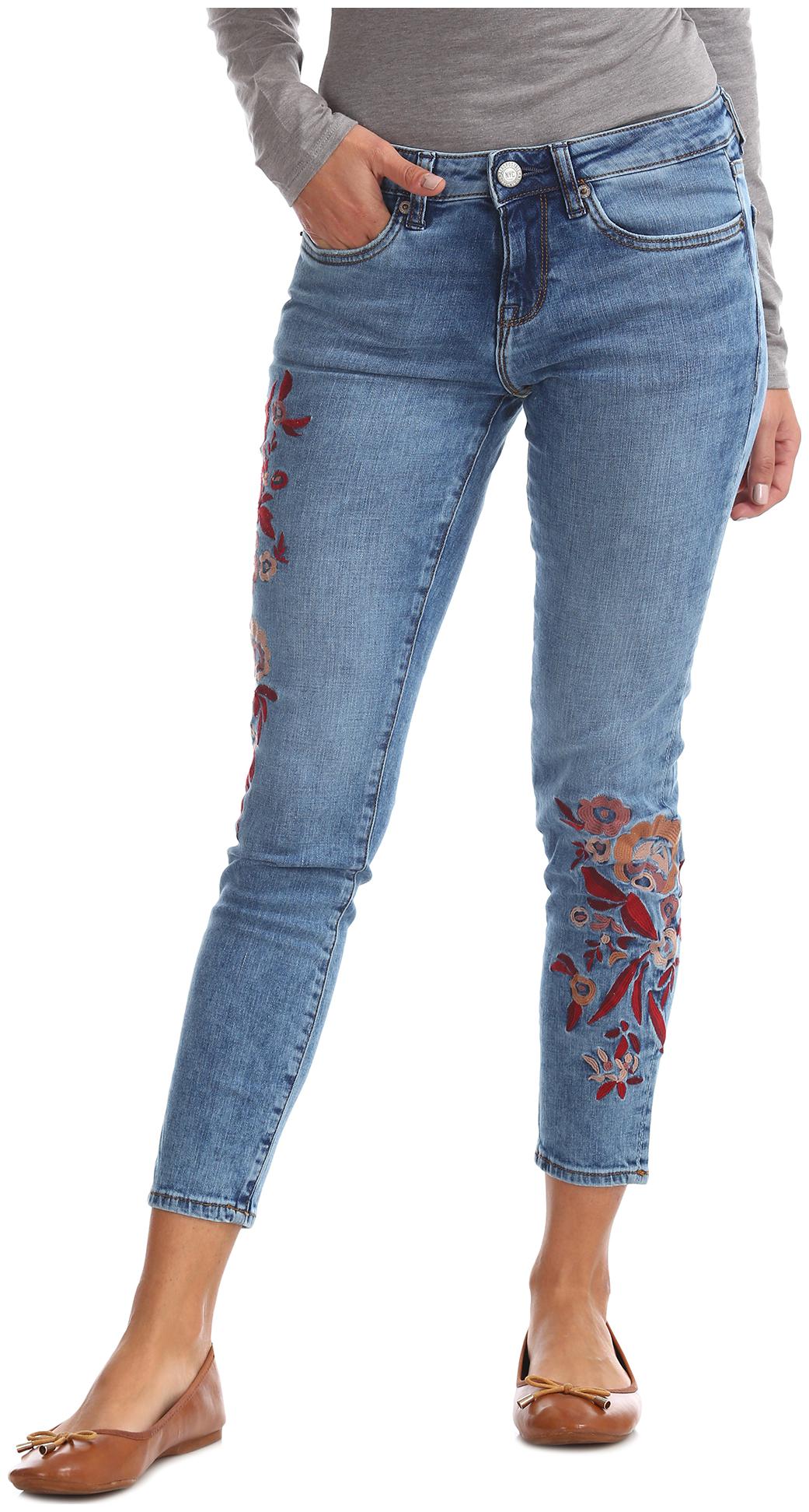 

Aeropostale Women Blue Slim fit Jeans