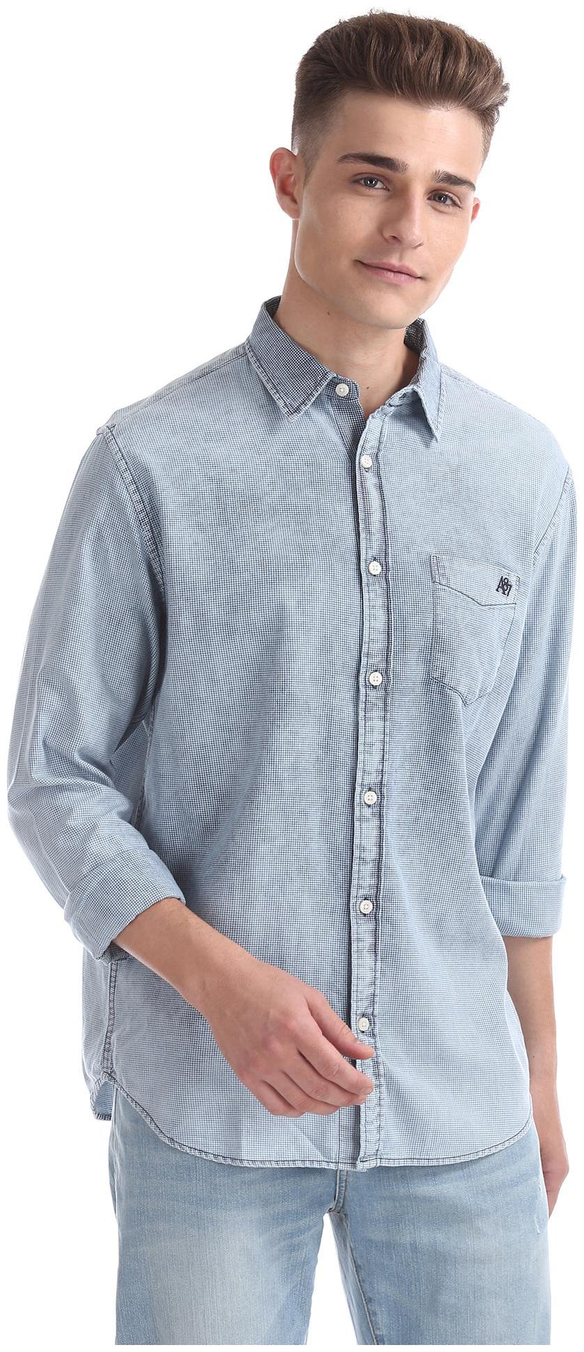 

Aeropostale Men Blue Solid Regular Fit Casual Shirt