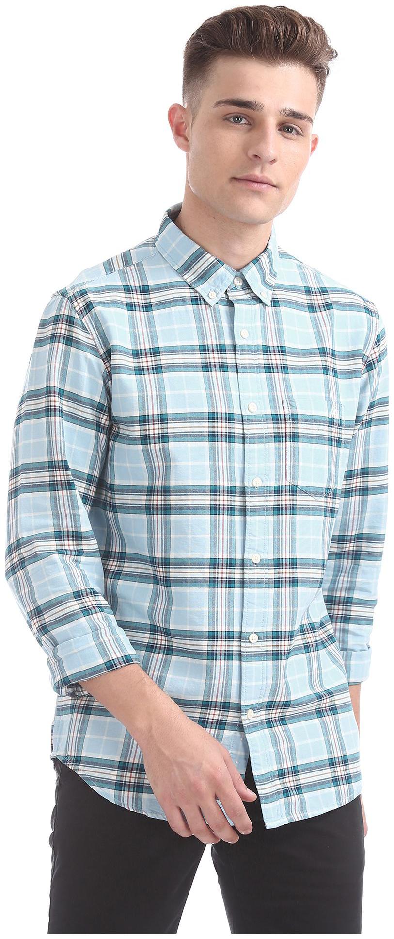 

Aeropostale Men Blue Checked Regular Fit Casual Shirt